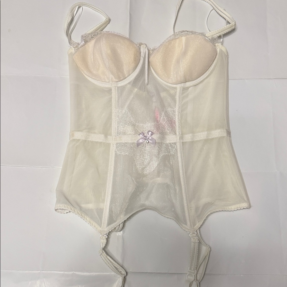 Victoria's Secret Cream Lace Bustier